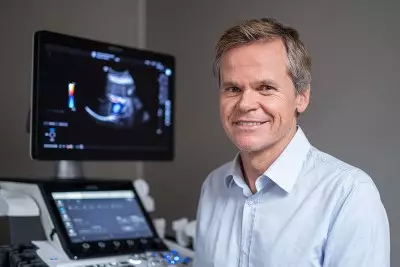 Dr. med. Boris Kämpfer Dr. med. Boris Kämpfer